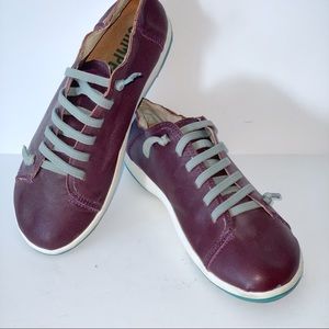 CAMPER  | PEU CAMI PLUM LEATHER LACE UP TRAINER 39